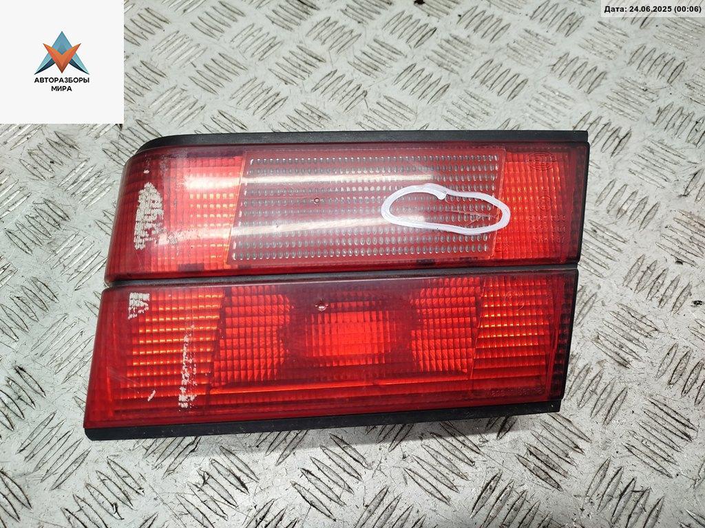 фонарь крышки багажника правый BMW 5 серия E34 1989, 2.4 л., дизель, МКПП, серый, седан, 1379398 - фото №1