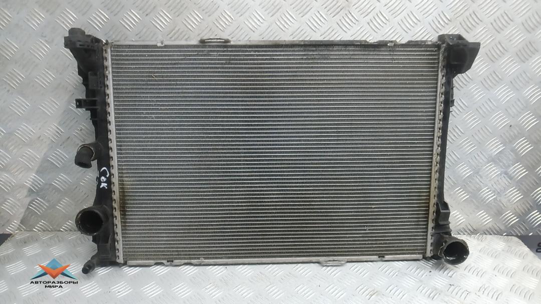 радиатор охлаждения Mercedes-Benz E-Класс W212/S212/C207/A207 2012, 2.2 л., D E220 CDI, дизель, АКПП, седан, A0995002703 - фото №1