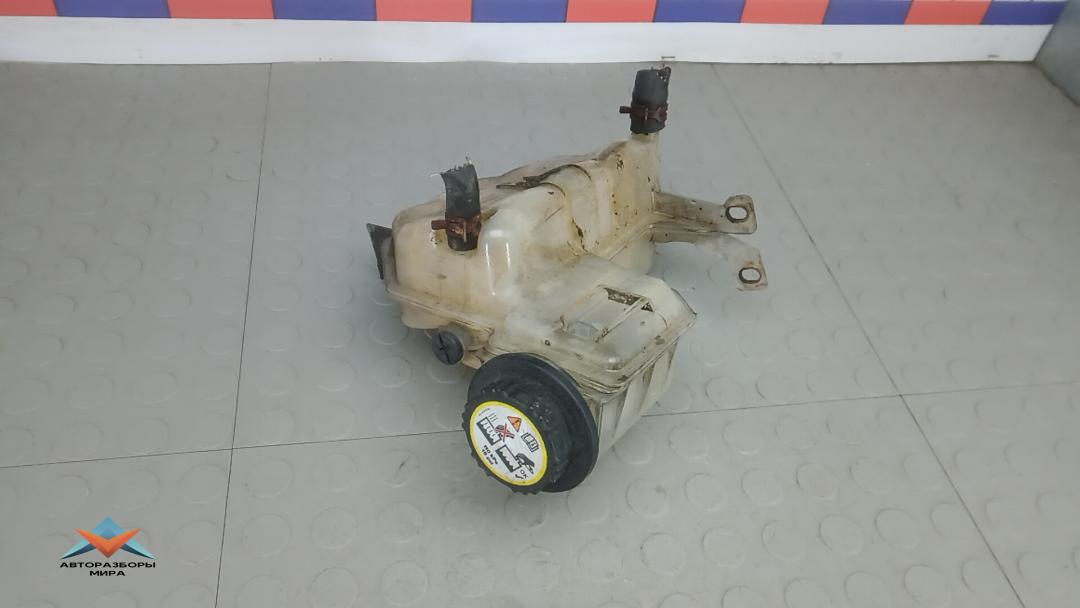 бачок расширительный Land Rover Range Rover Sport 1 поколение 2007, 3.6 л., дизель, АКПП, внедорожник 5 дв., PCD000090, PCF500110 - фото №1