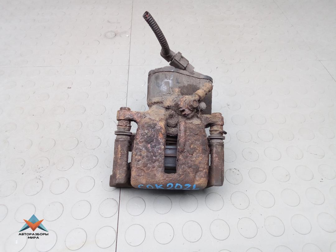 суппорт задний левый Volkswagen Passat CC 1 поколение 2010, 2.0 л., TDi, дизель, АКПП, седан - фото №1