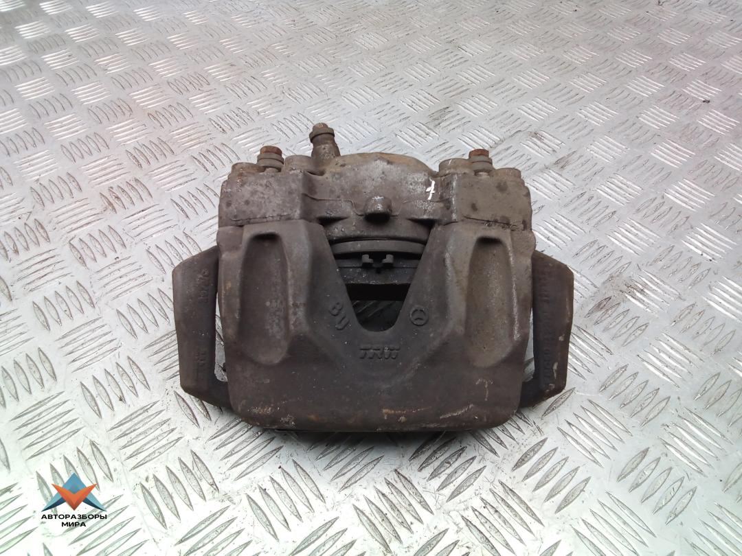 суппорт передний левый Mercedes-Benz E-Класс W212/S212/C207/A207 2012, 2.2 л., D E220 CDI, дизель, АКПП, седан - фото №1