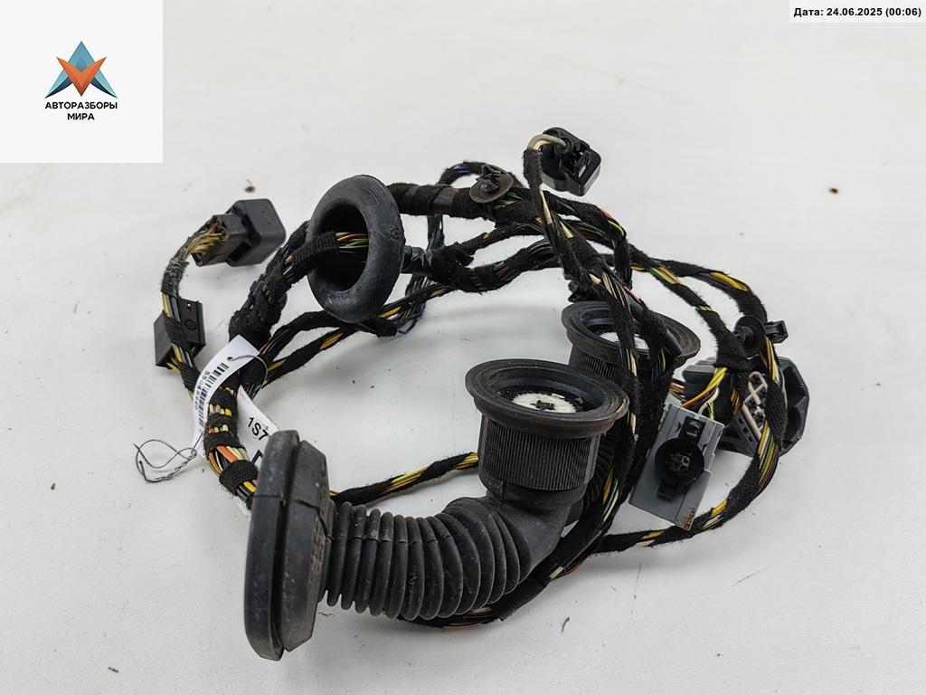 дверная проводка Ford Mondeo 3 поколение 2002, 2.5 л., бензин, АКПП, красный, седан, 1S7T14A584 - фото №1