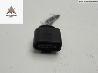 разъем (фишка) проводки Volkswagen Passat B6 2005, 2.0 л., бензин, МКПП, серый, седан, 1J0973704