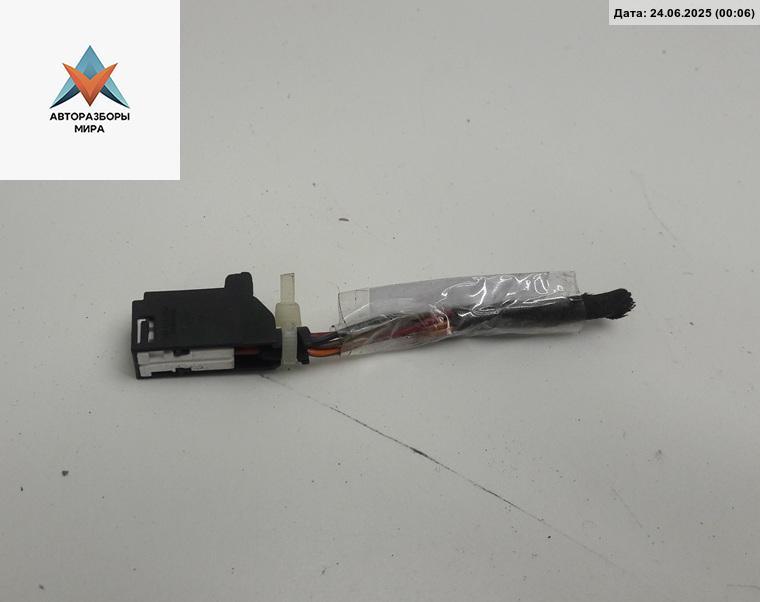 разъем (фишка) проводки Volkswagen Golf 4 поколение 2000, 1.4 л., бензин, МКПП, синий, хетчбэк 5 дв., 4B0971636 - фото №1