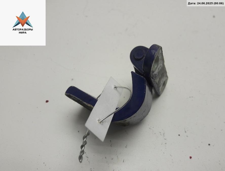 петля крышки багажника Volkswagen Golf 3 поколение 1996, синий, хетчбэк 3 дв. - фото №1