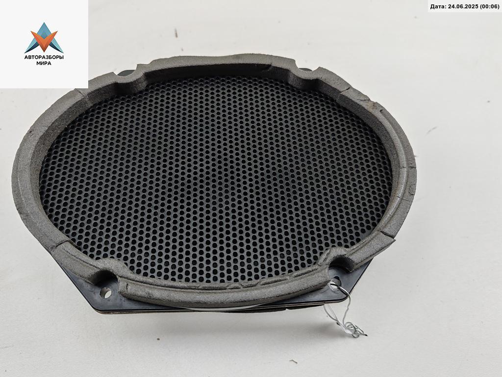 динамик двери Ford Mondeo 3 поколение 2002, 2.5 л., бензин, АКПП, красный, седан, 1S7F19B171CG - фото №1