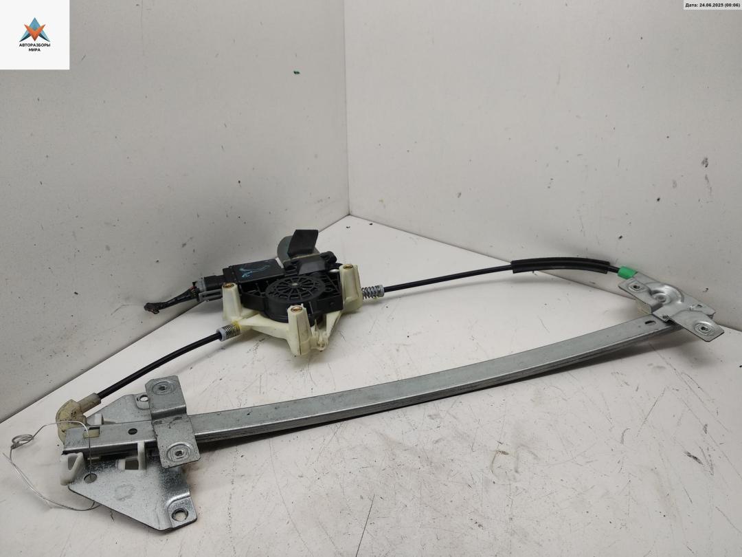 стеклоподъемник электрический передний правый Mitsubishi Space Star 1 поколение 1999, 1.3 л., бензин, МКПП, красный, минивэн, 119362-104 - фото №1