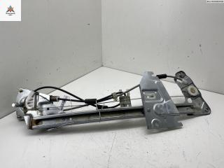 стеклоподъемник задний правый Mazda 323 BA 1997, 1.5 л., бензин, МКПП, синий, хетчбэк 5 дв.