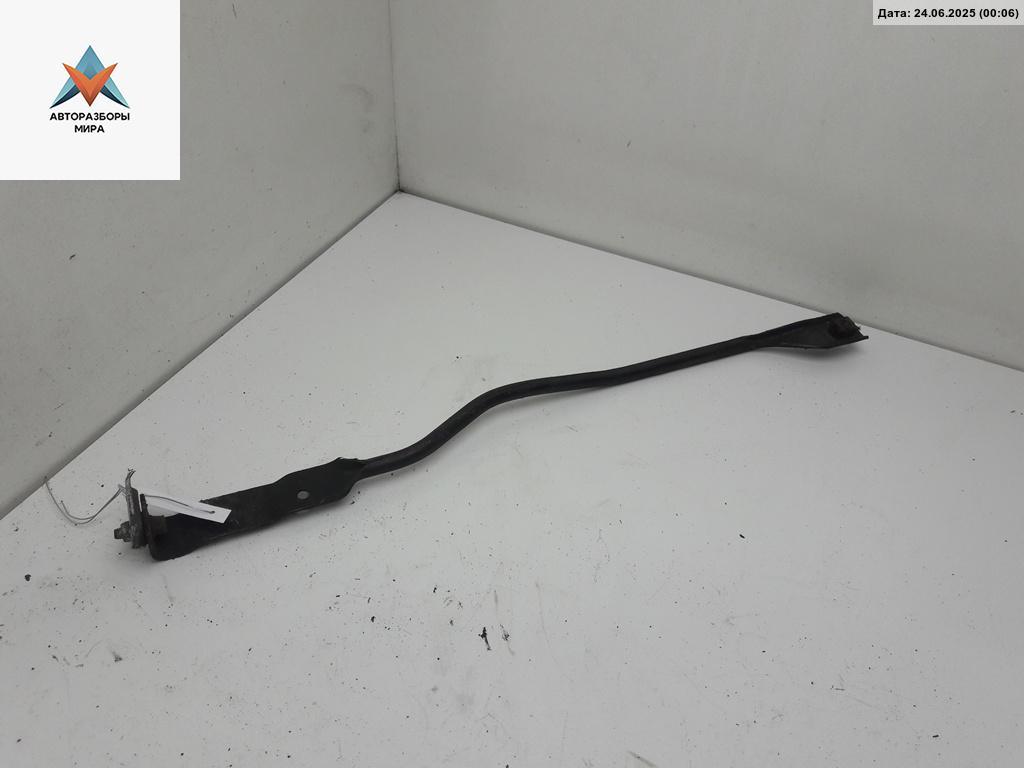 кронштейн (крепление) Volkswagen Passat B5 1997, 1.6 л., бензин, МКПП, белый, универсал, 3B0805489D - фото №1