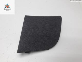 накладка двери (крышки) багажника Volkswagen Golf 5 поколение 2005, 1.4 л., бензин, МКПП, серый, хетчбэк 3 дв., 1K6867658