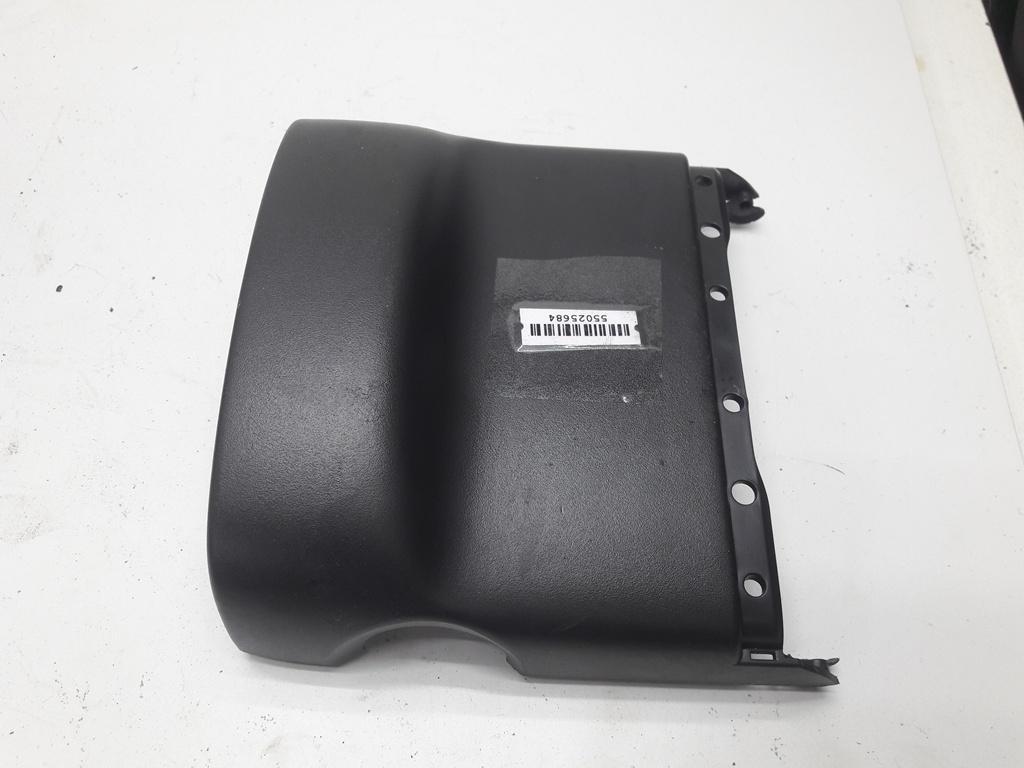 пластик Volkswagen Golf-5 2004, 1.4 л., бензин, МКПП, серый, хетчбэк 3 дв., 1K0858565