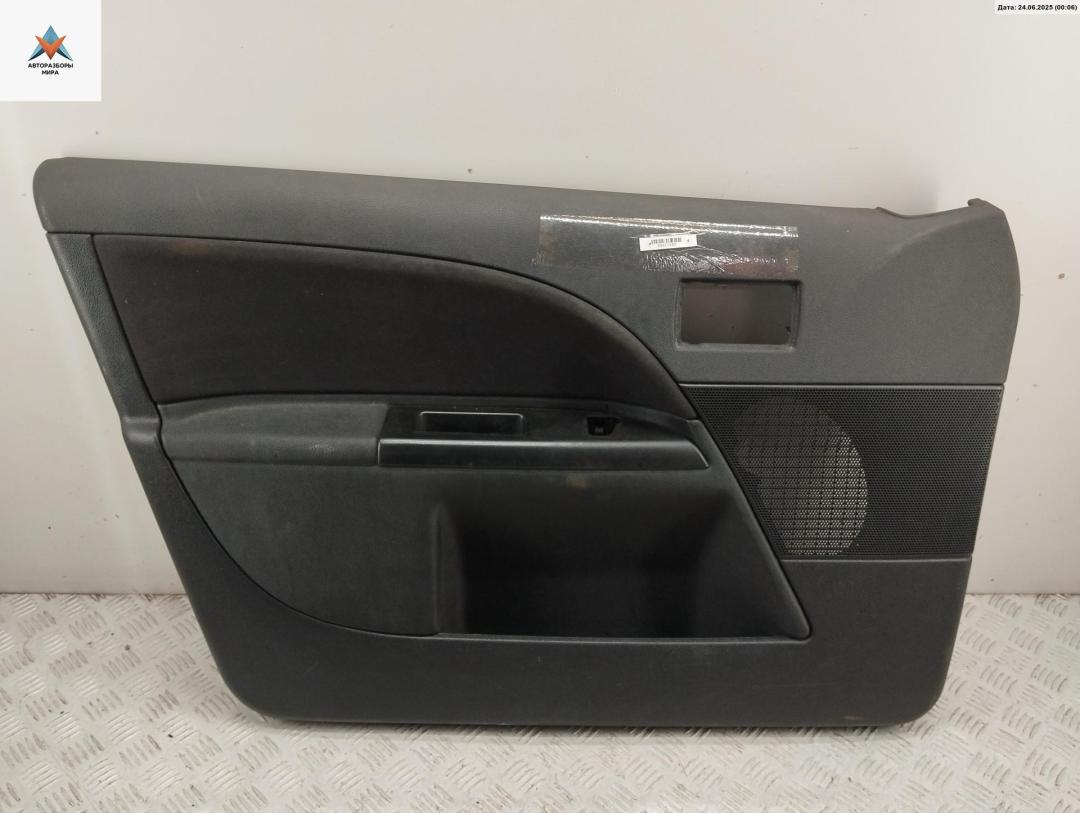 обшивка двери передняя левая Ford Mondeo 3 поколение 2002, 1.8 л., бензин, МКПП, синий, седан, 1S7XF23893AB - фото №1