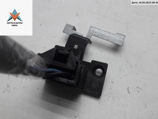 Патрон лампы фонаря Volkswagen Phaeton 1 поколение 2003, 3.2 л., бензин, АКПП, чёрный, седан, 333678R