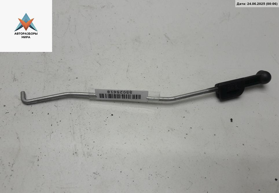 трос открывания багажника Volkswagen Passat B5 1998, 1.8 л., бензин, МКПП, серый, седан - фото №1