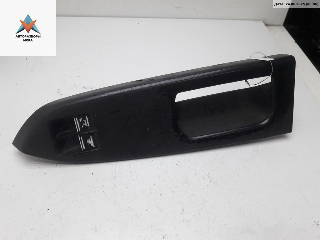 блок управления стеклоподъемниками Volkswagen Touran 1 поколение 2003, 1.6 л., бензин, МКПП, серый, минивэн, 1T1867371E - фото №1