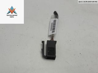 разъем (фишка) проводки Volkswagen Golf 3 поколение 1997, 1.6 л., бензин, МКПП, красный, хетчбэк 5 дв., 16300