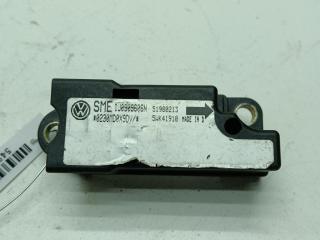 датчик AirBag Volkswagen Passat B5 1998, 1.6 л., бензин, МКПП, синий, универсал