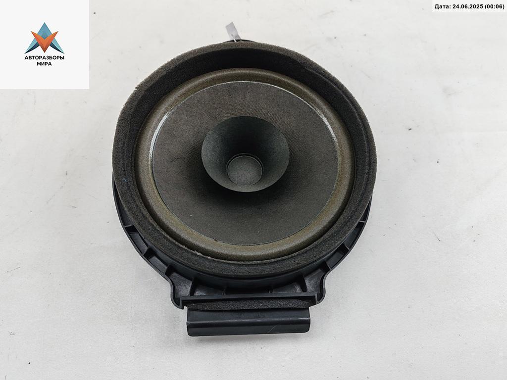 динамик двери Chevrolet Orlando 1 поколение 2011, 2.0 л., дизель, АКПП, чёрный, минивэн, 22759401 - фото №1