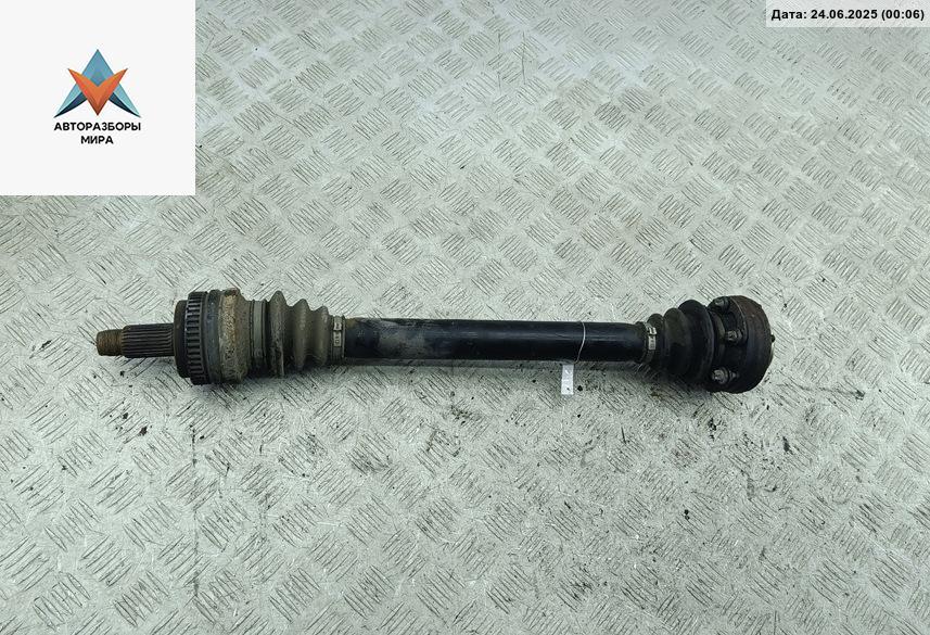 полуось задняя (приводной вал, ШРУС) BMW 1 серия E81/E82/E87/E88 2006, 1.6 л., бензин, МКПП, чёрный, хетчбэк 5 дв., 7547627 - фото №1