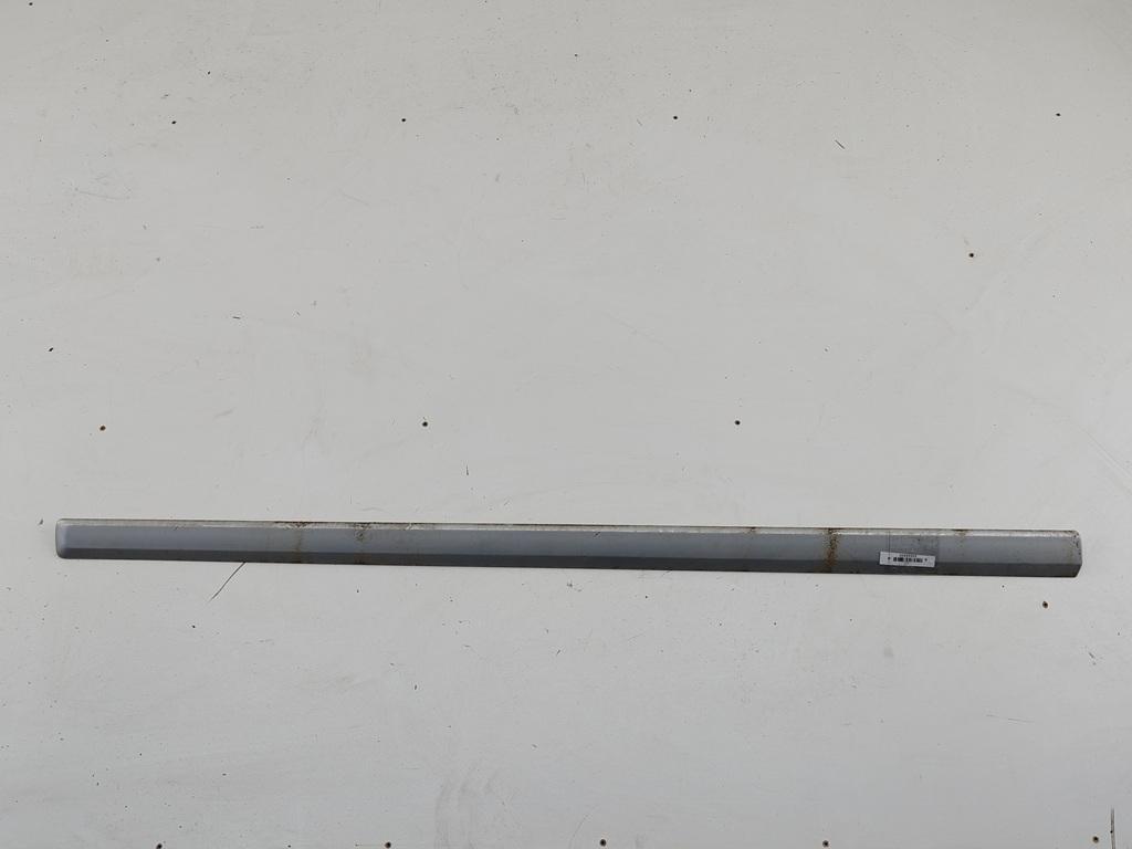 молдинг двери передней правой Audi A3 8P 2004, 1.9 л., дизель, МКПП, серый, хетчбэк 5 дв., 8P4853954