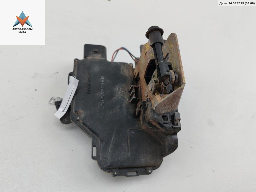 замок двери передней правой Audi A6 4B/C5 1998, 2.5 л., дизель, МКПП, синий, универсал, 4B18377016B - фото №1