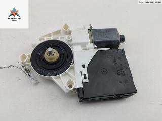 моторчик стеклоподъемника задний правый Audi A3 8P/8PA [рестайлинг] 2004, 1.9 л., дизель, МКПП, серый, хетчбэк 5 дв., 8P4959802B