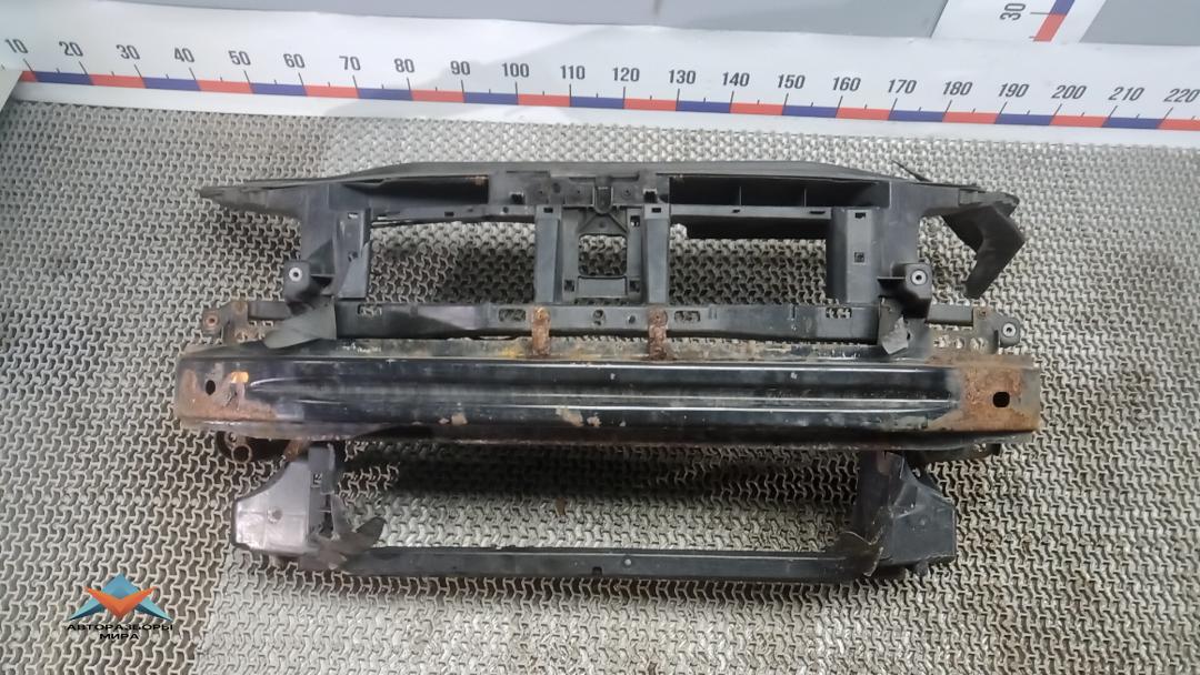 Передняя панель крепления облицовки (телевизор) Volkswagen Passat CC 1 поколение 2010, 2.0 л., TDi, дизель, АКПП, седан - фото №1