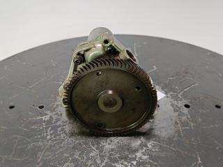 насос масляный Volvo S80 2 поколение [рестайлинг] 2009, цвет, 6G9N-6600-AF