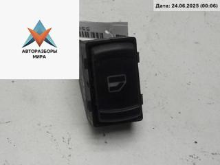 кнопка стеклоподъемника заднего правого Volkswagen Passat B5 [рестайлинг] 2002, 1.9 л., дизель, МКПП, синий, универсал, 1J0959855