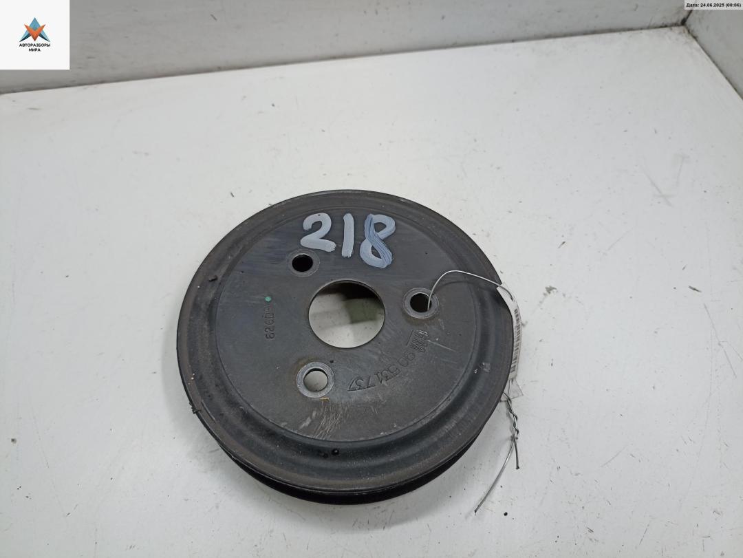 шкив помпы Opel Corsa D 2009, 1.2 л., бензин, МКПП, синий, хетчбэк 5 дв., 90531737 - фото №1