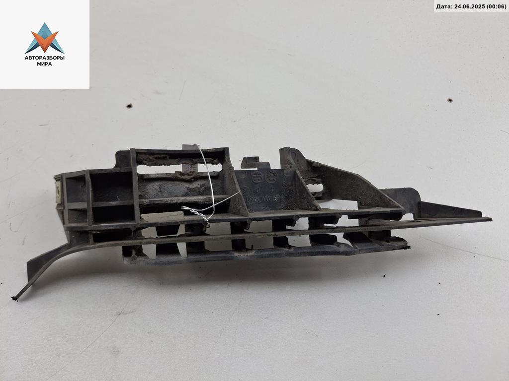 крепление ( кронштейн ) крыла Peugeot 307 1 поколение 2004, кабриолет, 9643074480 - фото №1