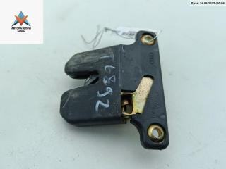 замок багажника Audi A4 B5 1996, седан, 8D5827505