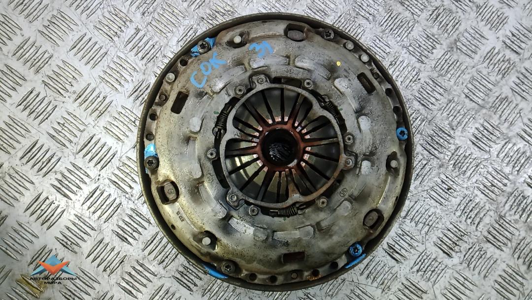 маховик Citroen C-Crosser 1 поколение 2011, 2.2 л., D HDi, дизель, МКПП, внедорожник 5 дв. - фото №1