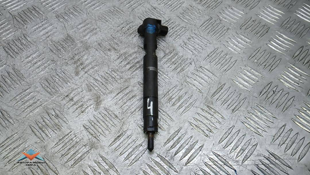 форсунка Mercedes-Benz E-Класс W212/S212/C207/A207 2012, 2.2 л., D E220 CDI, дизель, АКПП, седан, A6510704987 - фото №1