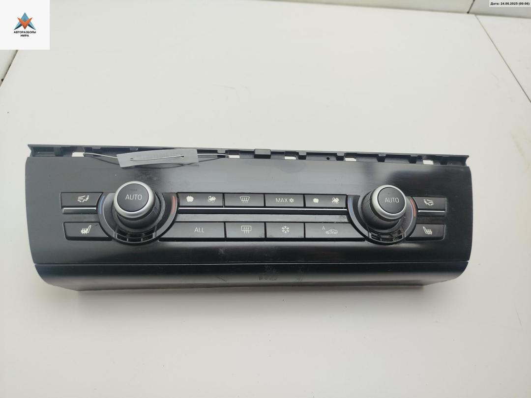 блок управления печки / климат-контроля BMW 5 серия F07/F10/F11 2012, 2.0 л., дизель, АКПП, белый, универсал, 9285330 - фото №1