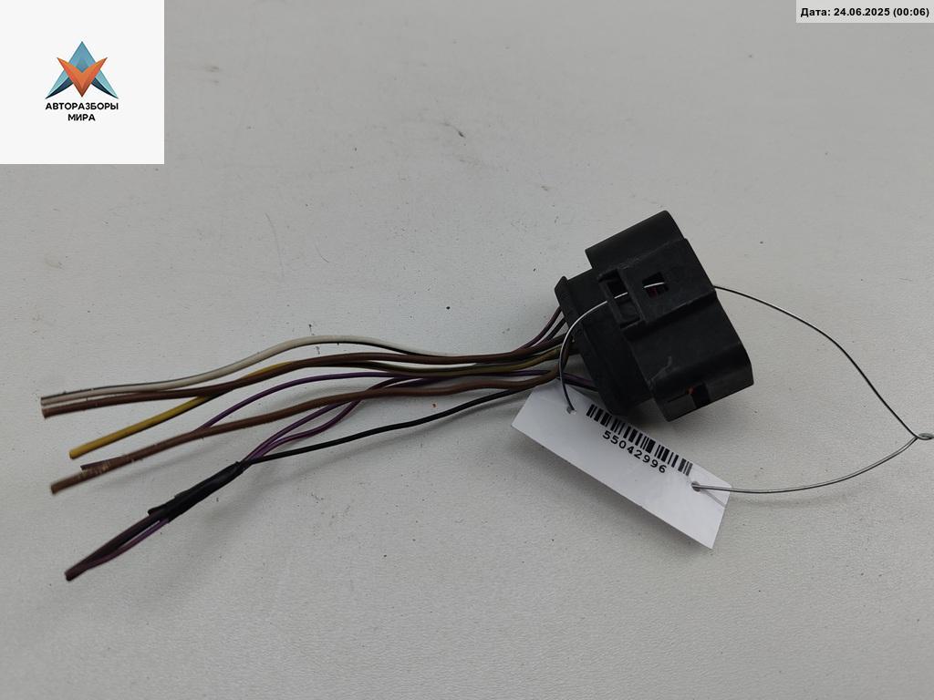 разъем (фишка) проводки Volkswagen Phaeton 1 поколение 2003, 3.2 л., бензин, АКПП, чёрный, седан, 1J0973735 - фото №1