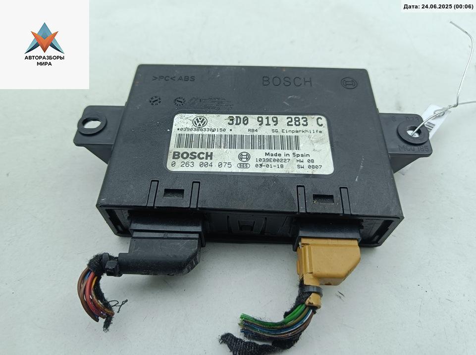 блок управления парктрониками Volkswagen Phaeton 1 поколение 2003, 3.2 л., бензин, АКПП, чёрный, седан, 3D0919283B - фото №1