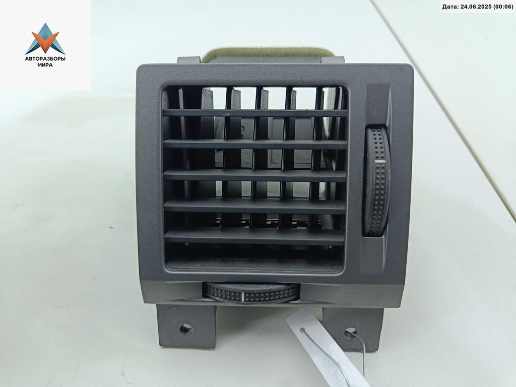 дефлектор обдува салона Opel Vectra C 2004, 2.2 л., бензин, МКПП, серый, хетчбэк 5 дв., 230635620 - фото №1