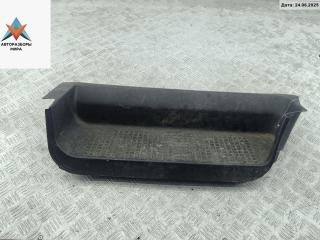 Накладка на порог внутренняя (салона) Volkswagen Transporter T4 1997, 2.5 л., дизель, МКПП, красный, микроавтобус