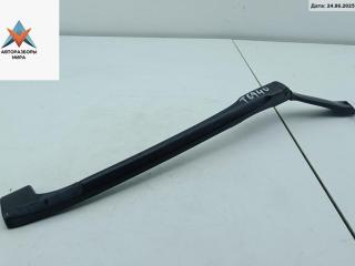 Щеткодержатель (поводок стеклоочистителя) передний Volkswagen Phaeton 1 поколение 2003, 3.2 л., бензин, АКПП, чёрный, седан