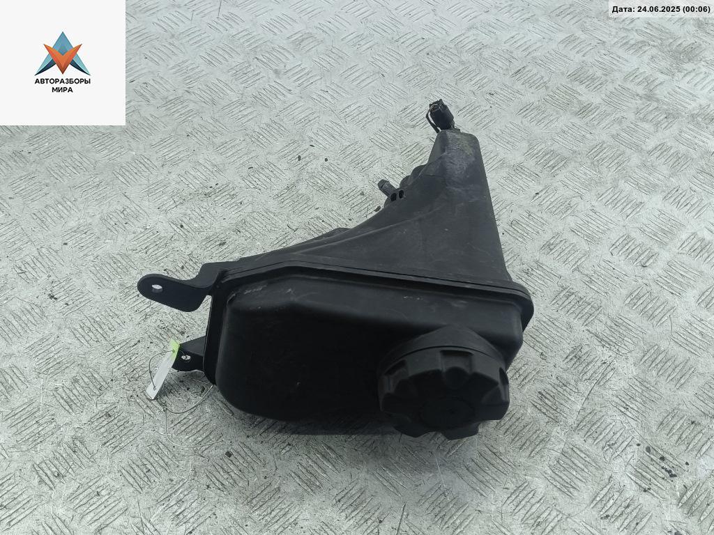 бачок расширительный BMW 1 серия E81/E82/E87/E88 2006, 1.6 л., бензин, 17137543026 - фото №1