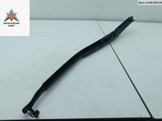 Щеткодержатель (поводок стеклоочистителя) передний Volkswagen Phaeton 1 поколение 2003, 3.2 л., бензин, АКПП, чёрный, седан