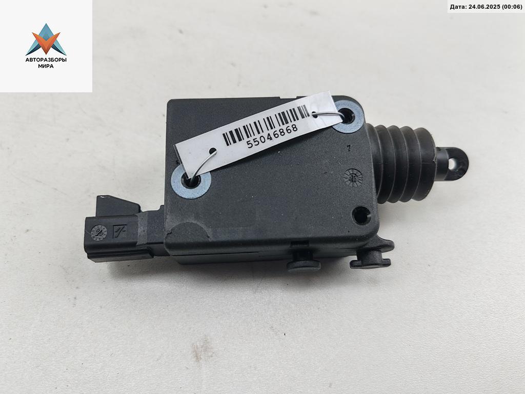 активатор замка багажника Opel Zafira 1 поколение (A) 2000, 2.0 л., дизель, МКПП, синий, минивэн, 90460062 - фото №1