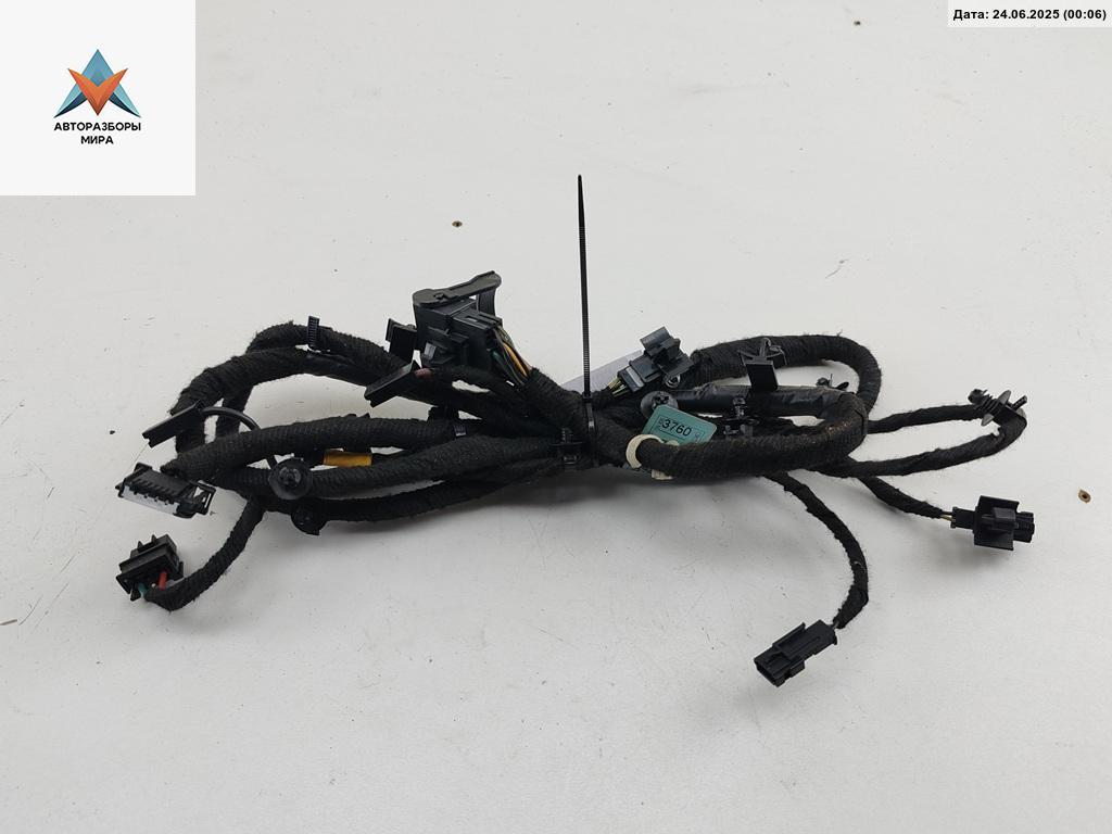 Проводка крышки багажника Chevrolet Orlando 1 поколение 2011, 2.0 л., дизель, АКПП, чёрный, минивэн, 95023760 - фото №1