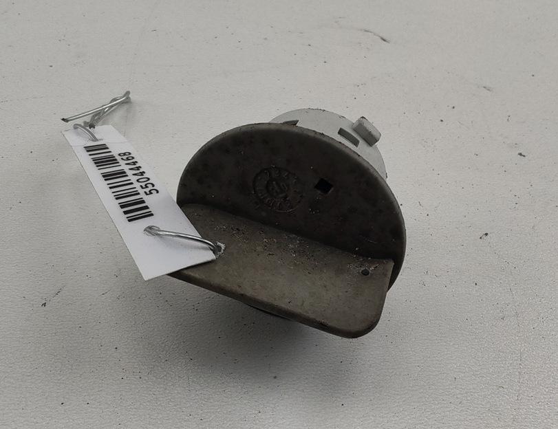 Патрон лампы фары BMW 3 E90/E91/E92/E93 2005, 2.0 л., дизель, АКПП, серый, универсал
