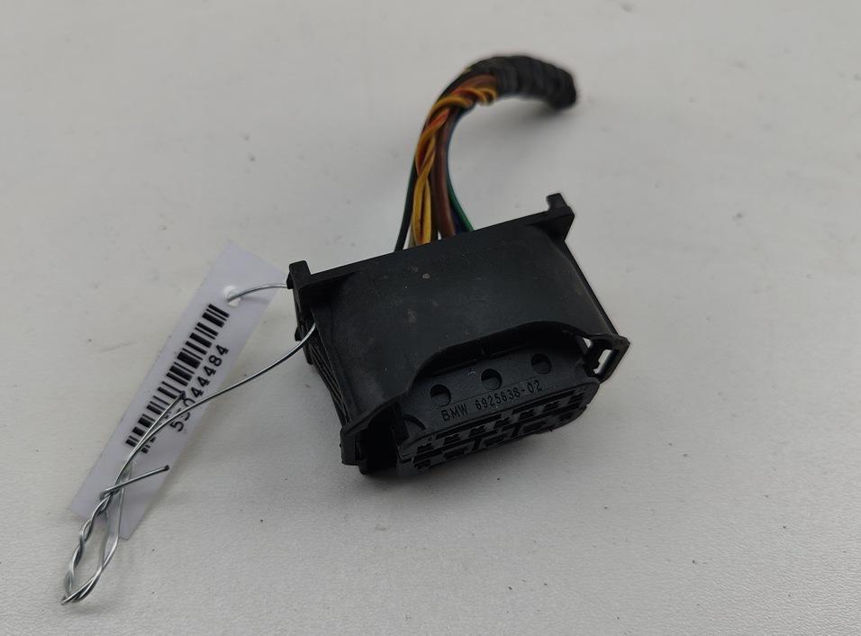 разъем (фишка) проводки BMW 3 E90/E91/E92/E93 2005, 2.0 л., дизель, АКПП, серый, универсал, 1452333