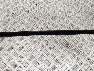 молдинг двери передней правой BMW 3 серия E46 1999, 2.0 л., бензин, МКПП, серый, седан, 8208450