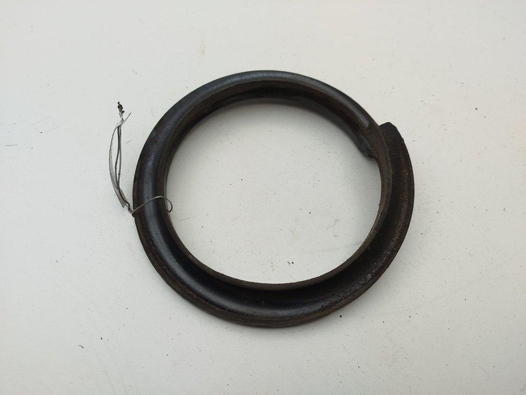 Проставка под пружину переднюю BMW 5 E34 1989, 2.4 л., дизель, МКПП, серый, седан, 1128522