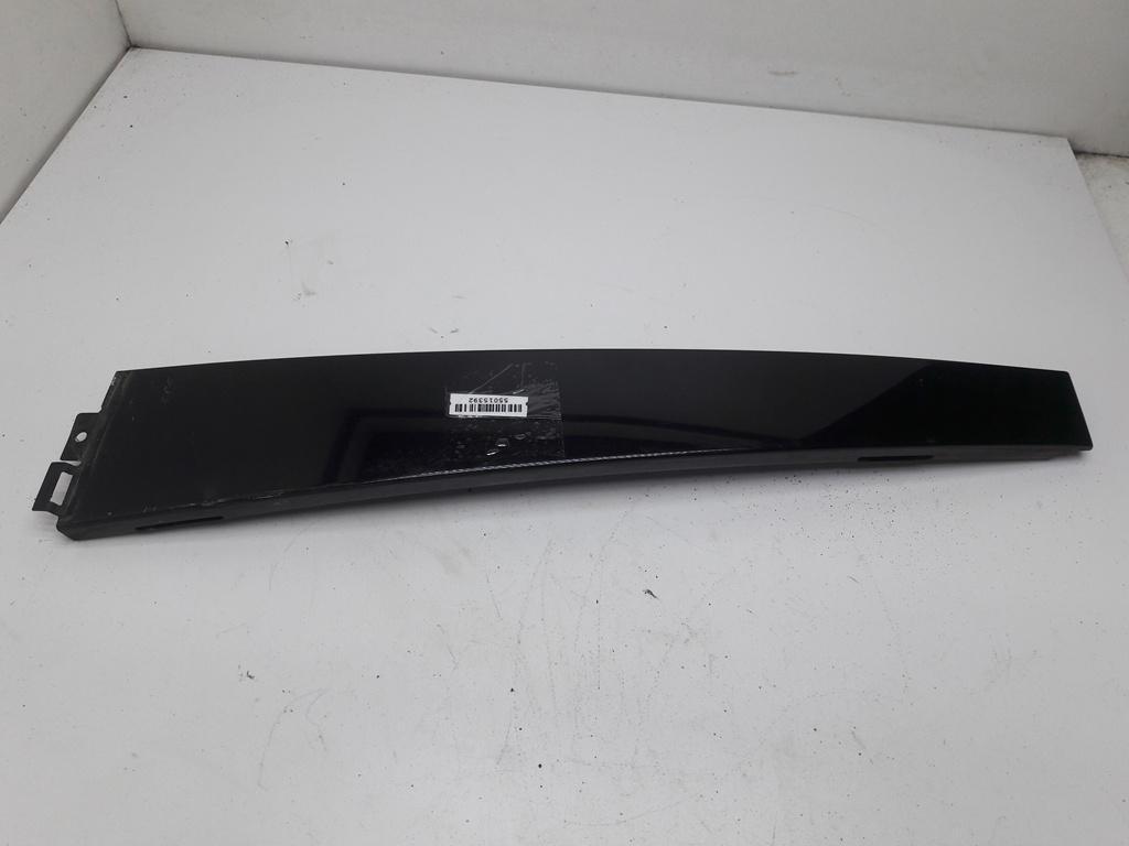 накладка двери (крышки) багажника Volkswagen Passat B5+ (GP) 2001, 1.6 л., бензин, МКПП, серый, седан, 3B0839902