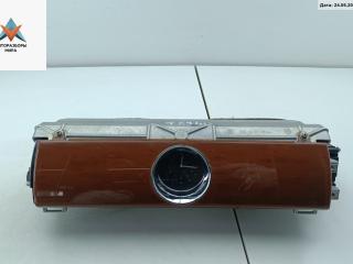 часы Volkswagen Phaeton 1 поколение 2003, 3.2 л., бензин, АКПП, чёрный, седан, 3D1853578